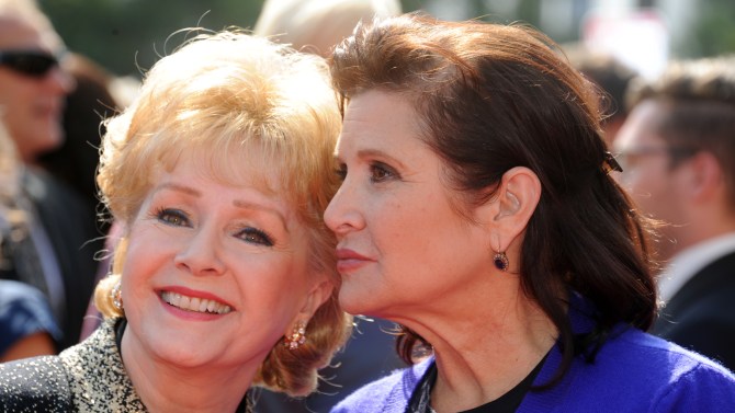 Posztumusz Golden Globe-díjat kap Carrie Fisher és Debbie Reynolds Posztumusz Golden Globe-díjat kap Carrie Fisher és Debbie Reynolds