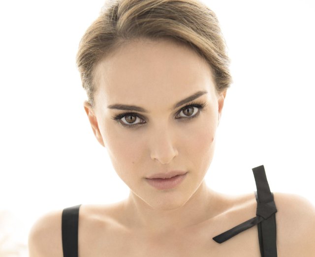 Natalie Portman játssza Jackie Kennedyt Natalie Portman játssza Jackie Kennedyt
