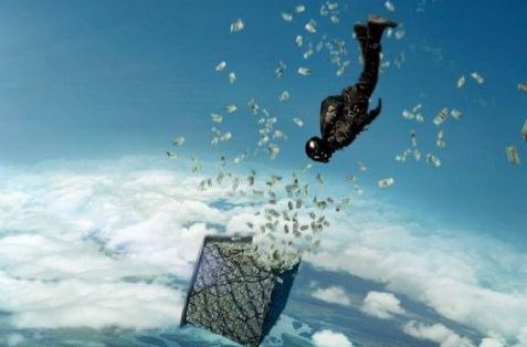 Point Break előzetes: Pazarul fest a kultikus akciófilm remake-je Point Break előzetes: Pazarul fest a kultikus akciófilm remake-je