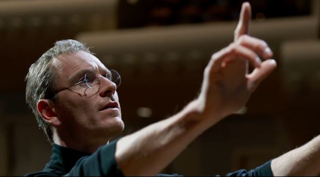 Michael Fassbender remekel a Steve Jobs film első teljes előzetesében