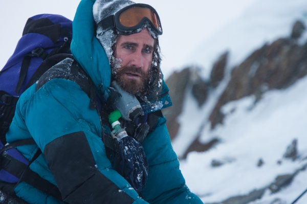 Jake Gyllenhaal élet-halál harcot vív az elemekkel Jake Gyllenhaal élet-halál harcot vív az elemekkel