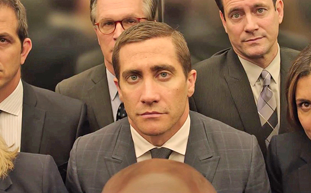 Jake Gyllenhaal az alapoktól kezdni újra életét a Demolition előzetesében Jake Gyllenhaal az alapoktól kezdni újra életét a Demolition előzetesében