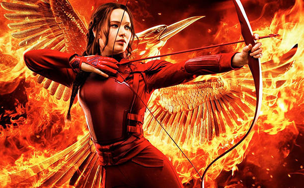 Jennifer Lawrence harcra kész Az éhezők viadala utolsó részének poszterén Jennifer Lawrence harcra kész Az éhezők viadala utolsó részének poszterén