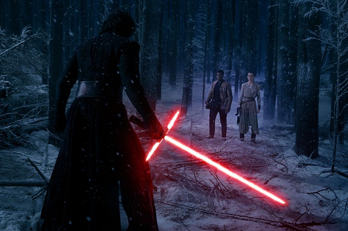A kritikusok elájultak a Star Wars VII-től