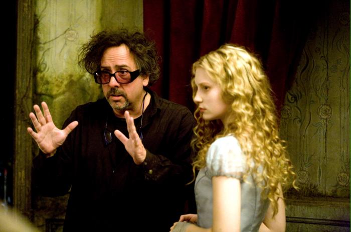 Tim Burton rendezi az élőszereplős Dumbót