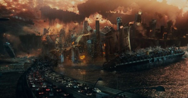 Öt perc pusztítás A függetlenség napja 2 bővített előzetesében Öt perc pusztítás A függetlenség napja 2 bővített előzetesében