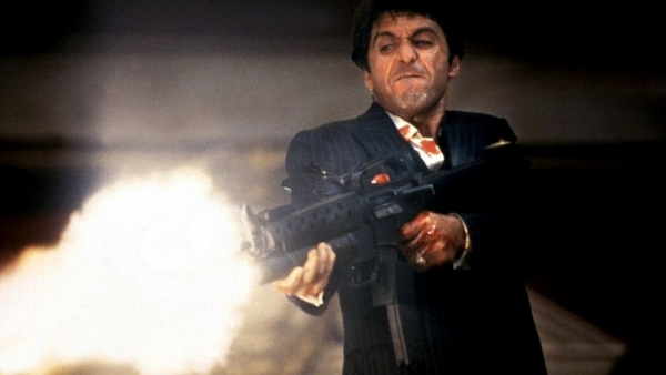 Megvan a Sebhelyesarcú remake-jének rendezője? Megvan a Sebhelyesarcú remake-jének rendezője?