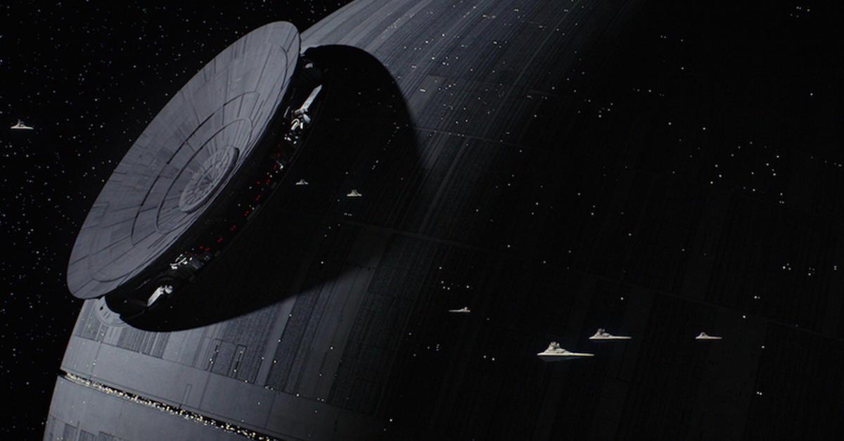 Darth Vader is feltűnik a Zsivány Egyes új szinkronos előzetesében