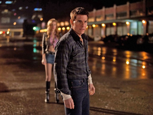 Tom Cruise mindenkit lezúz a Jack Reacher 2 új előzetesében Tom Cruise mindenkit lezúz a Jack Reacher 2 új előzetesében