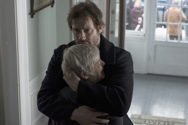 Pörgős előzetest kapott az Elrabolva sorozatos adaptációja Pörgős előzetest kapott az Elrabolva sorozatos adaptációja