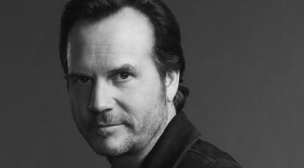 61  éves korában elhunyt A bolygó neve: Halál sztárja, Bill Paxton