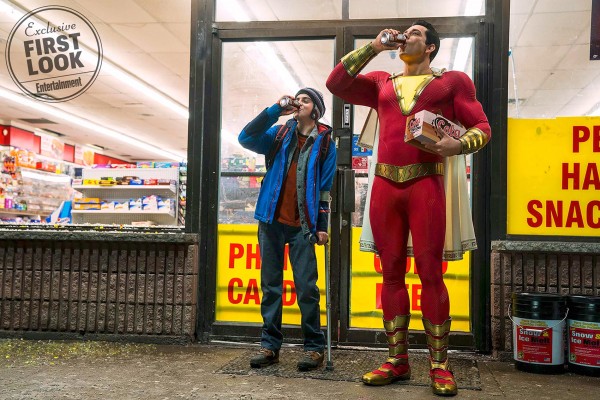 Shazam! - Alaposan kitömték Zachary Levi-t Shazam! - Alaposan kitömték Zachary Levi-t