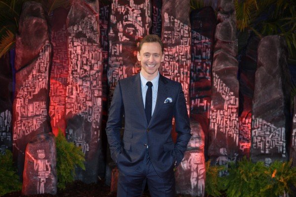 Tom Hiddleston a legesélyesebb James Bond szerepére a fogadóirodák szerint