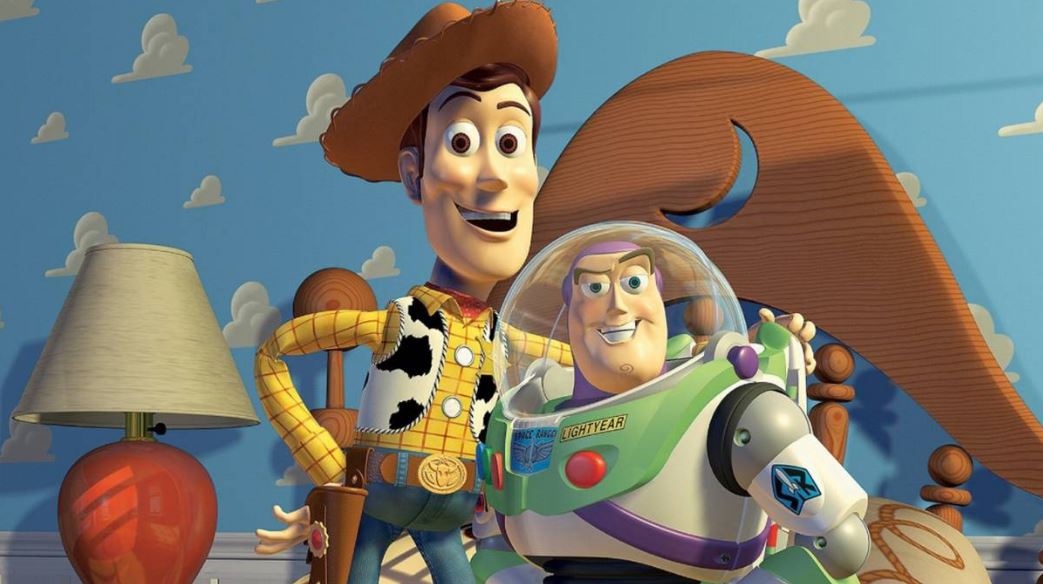 Toy Story - Játékháború: Az eredeti tervek szerint Woody egy igazi gyökér lett volna Toy Story - Játékháború: Az eredeti tervek szerint Woody egy igazi gyökér lett volna