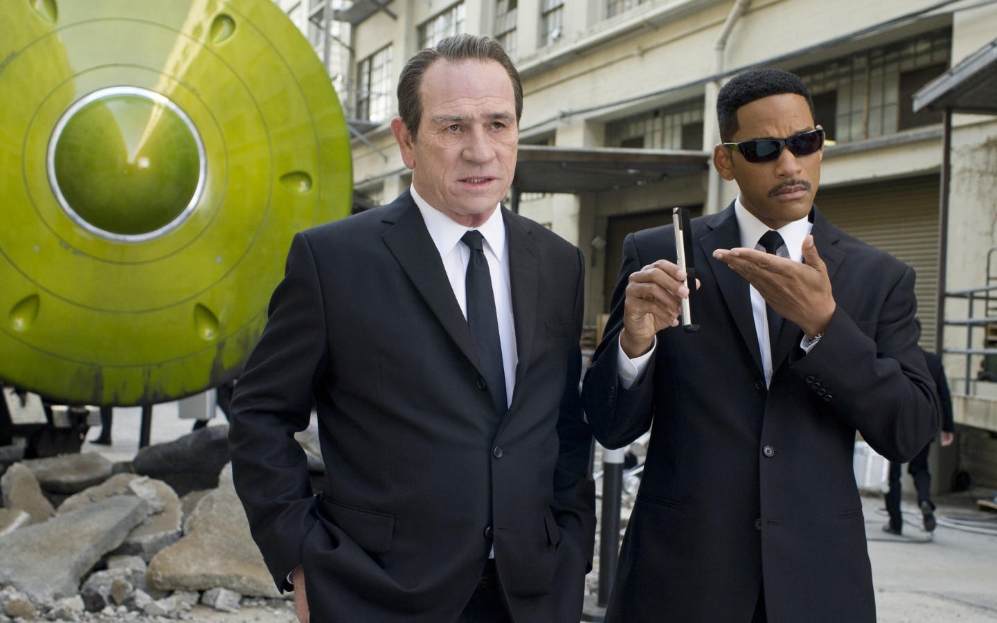 Men in Black - Sötét zsaruk: Valóban léteznek a fekete öltönyösök? Men in Black - Sötét zsaruk: Valóban léteznek a fekete öltönyösök?