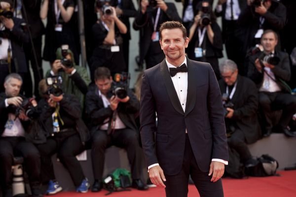 Ezért könyörgött Bradley Cooper, hogy írják ki az Aliasból Ezért könyörgött Bradley Cooper, hogy írják ki az Aliasból