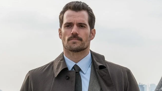 Henry Cavill az új Sherlock Holmes! Henry Cavill az új Sherlock Holmes!