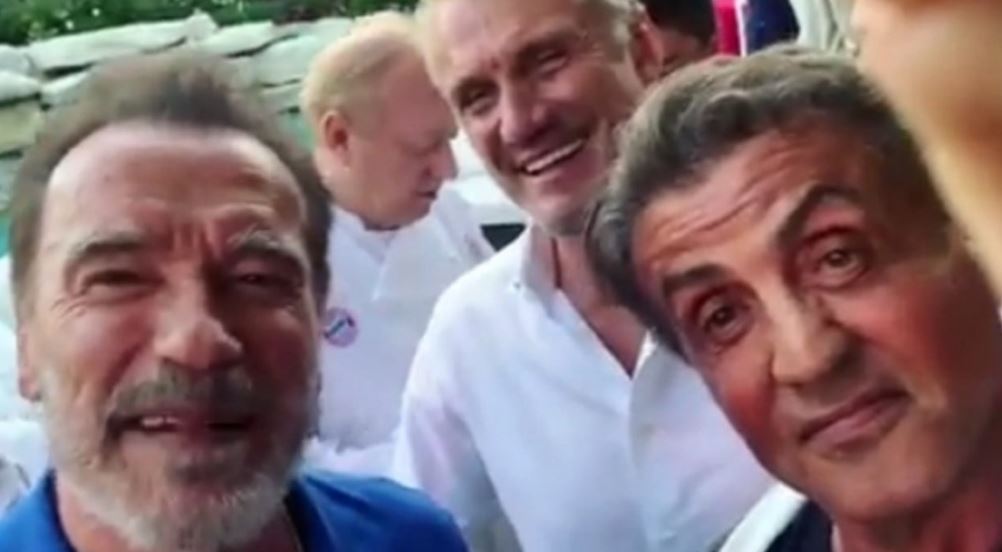 Stallone, Schwarzenegger és Dolph Lundgren nem akar felnőni, íme a bizonyíték (videó) Stallone, Schwarzenegger és Dolph Lundgren nem akar felnőni, íme a bizonyíték (videó)