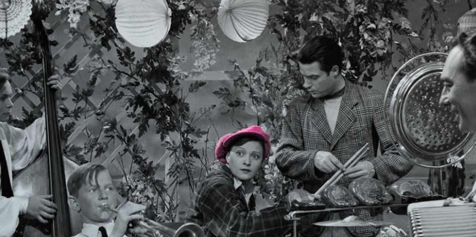 Kultfilmekkel emlékezik a Filmmaraton a 30 éve kezdődött rendszerváltásra! Kultfilmekkel emlékezik a Filmmaraton a 30 éve kezdődött rendszerváltásra!