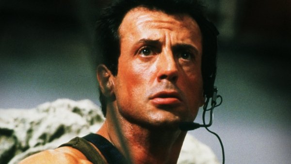 Cliffhanger – Függő játszma – Ezért rettegett a forgatáson Stallone Cliffhanger – Függő játszma – Ezért rettegett a forgatáson Stallone