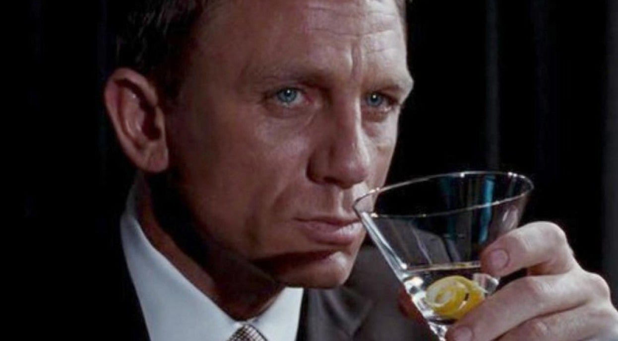 Daniel Craig részegen mondott köszönetet a 25. Bond film stábjának (videó) Daniel Craig részegen mondott köszönetet a 25. Bond film stábjának (videó)