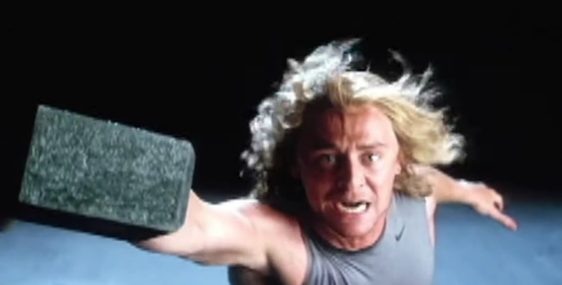 Előkerült egy videó Tom Hiddlestonról, amint épp Thor szerepére castingolják Előkerült egy videó Tom Hiddlestonról, amint épp Thor szerepére castingolják