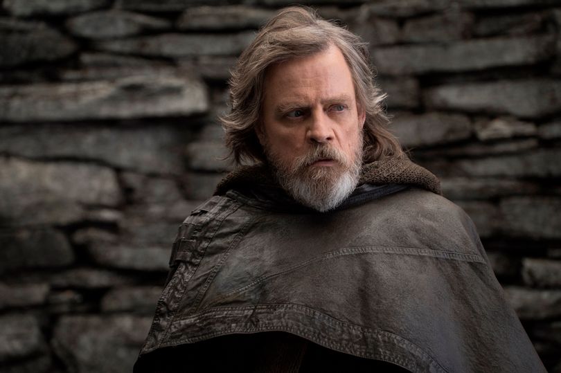Mark Hamill visszatér a Star Wars IX-ben, de nem úgy, ahogy várnánk Mark Hamill visszatér a Star Wars IX-ben, de nem úgy, ahogy várnánk
