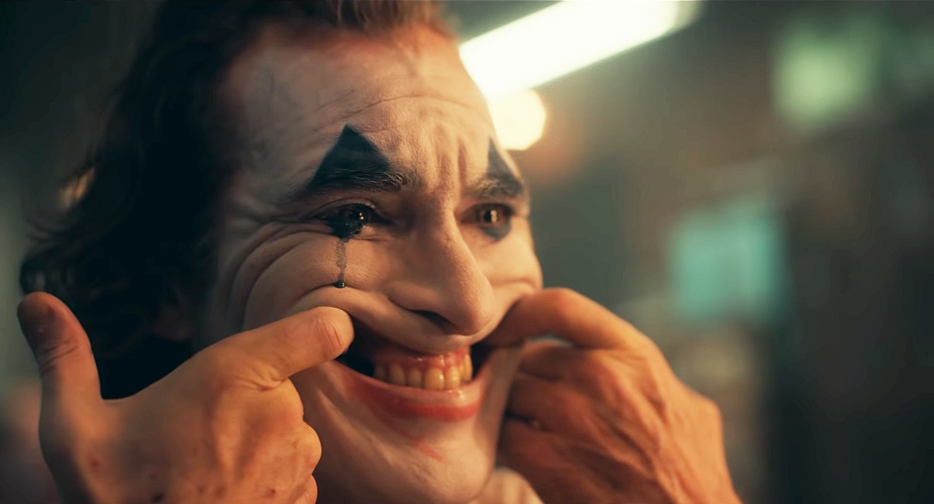 Hoppá, Bruce Wayne is benne volt a Joker előzetesében! Hoppá, Bruce Wayne is benne volt a Joker előzetesében!