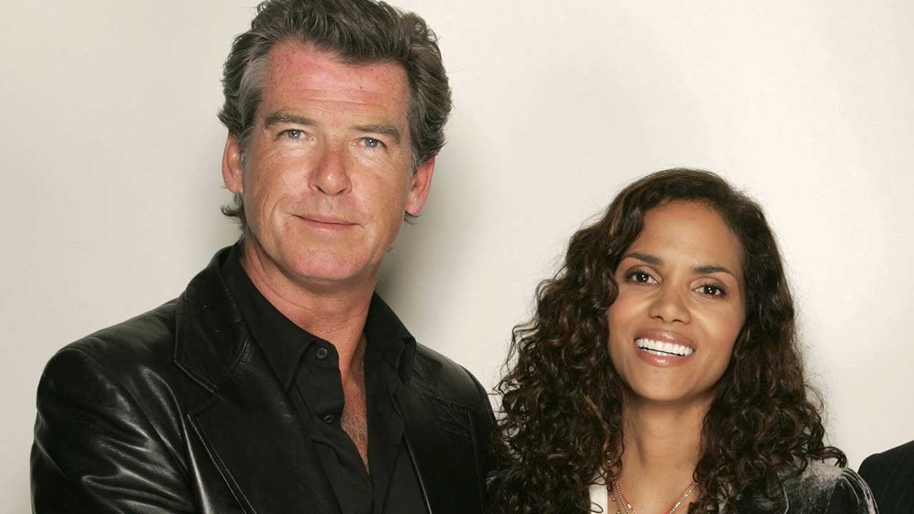 Pierce Brosnan mentette meg Halle Berry életét Pierce Brosnan mentette meg Halle Berry életét