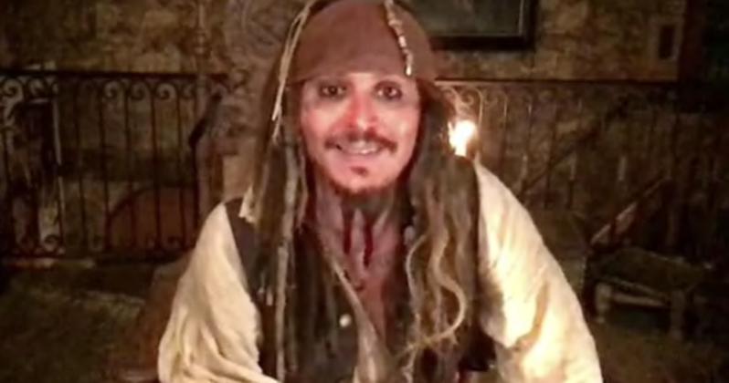 Johnny Depp újra Jack Sparrow lett Johnny Depp újra Jack Sparrow lett