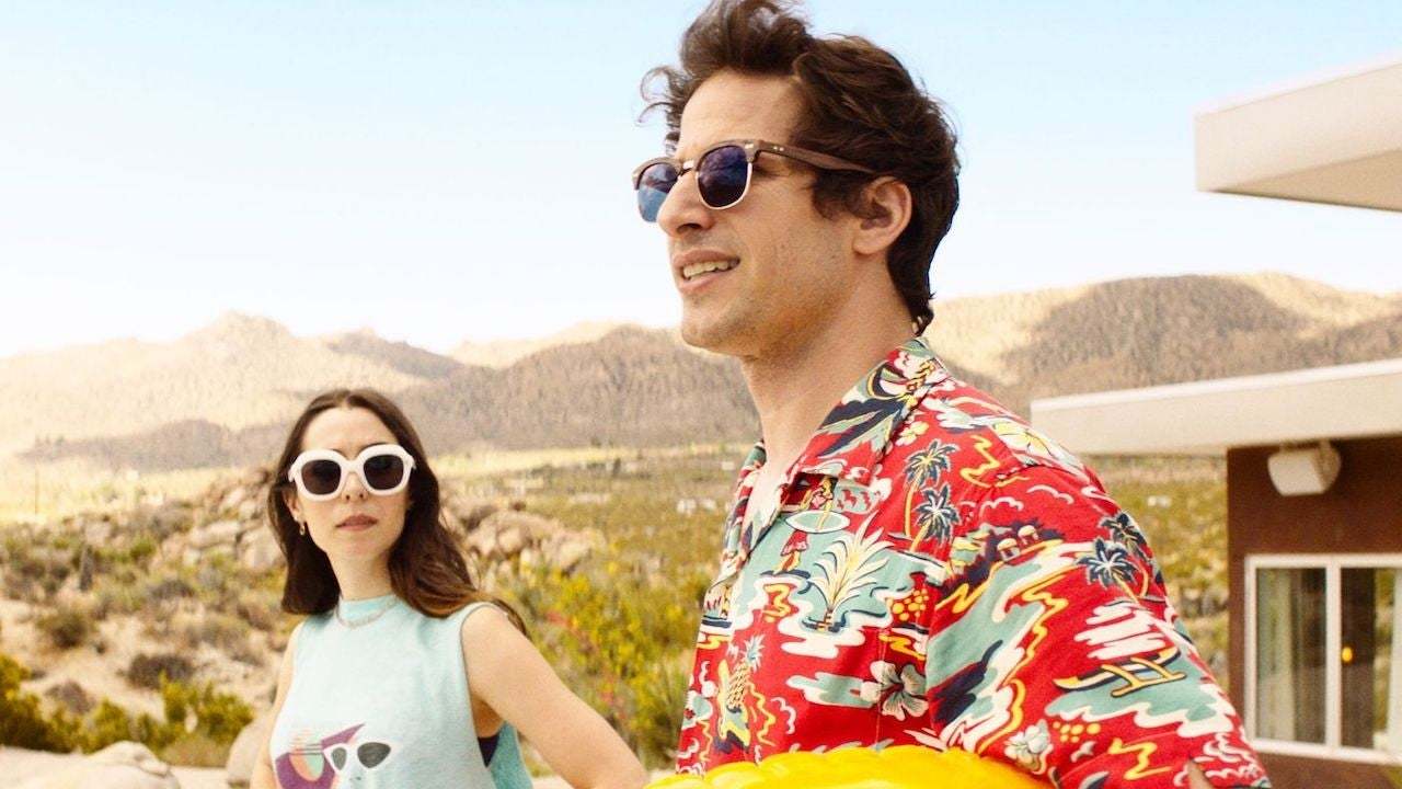 Andy Samberg időhurkos kultfilmje végre a hazai mozikban (Palm Springs) Andy Samberg időhurkos kultfilmje végre a hazai mozikban (Palm Springs)