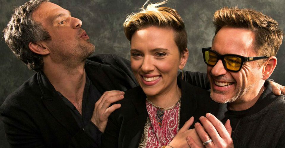 Így köszöntötte Robert Downey Jr. születésnapjuk alkalmából Scarlett Johanssont és Mark Ruffalot Így köszöntötte Robert Downey Jr. születésnapjuk alkalmából Scarlett Johanssont és Mark Ruffalot