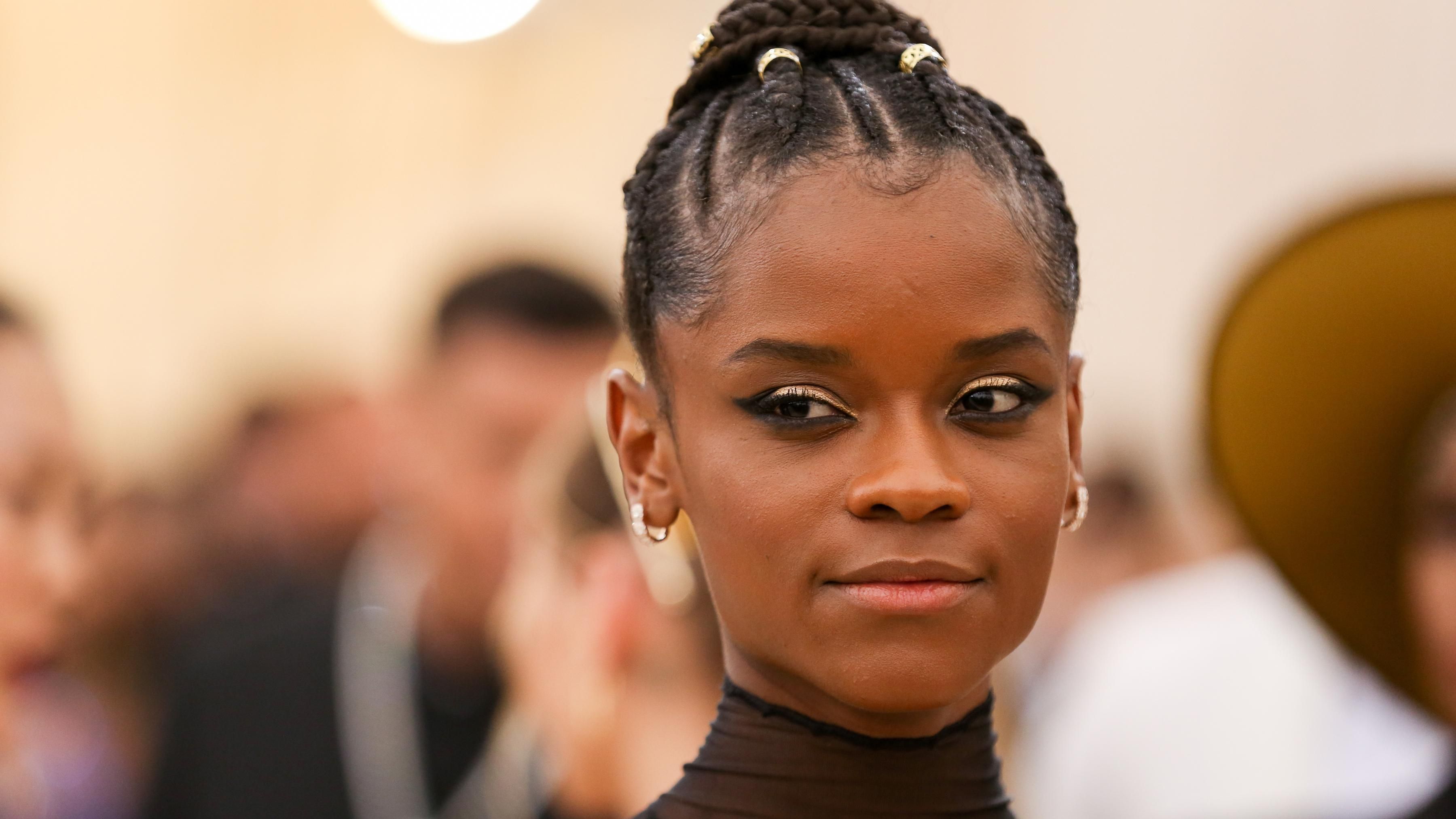 Botrány a Twitteren a Marvel sztárjának vakcinával kapcsolatos megjegyzése miatt