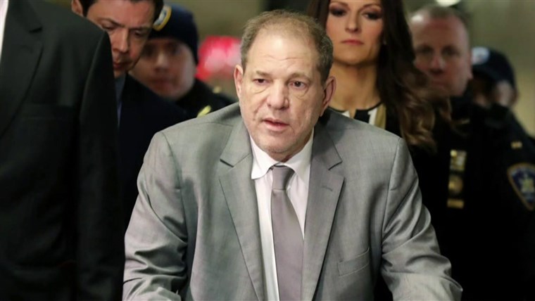 23 év börtönre ítélték Harvey Weinsteint