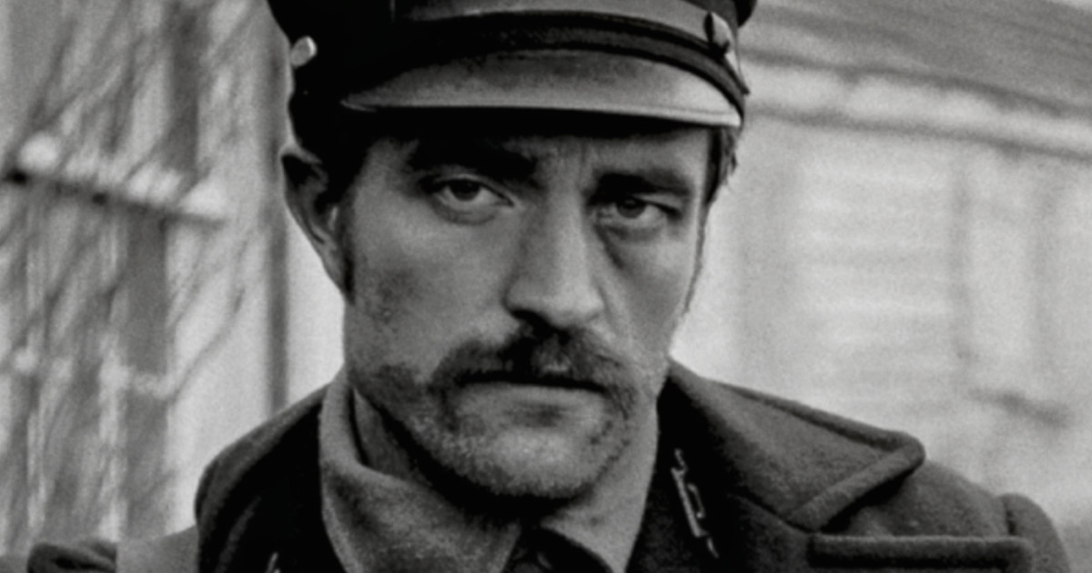 Amikor a részeg Robert Pattinson összehányta magát a forgatáson Amikor a részeg Robert Pattinson összehányta magát a forgatáson