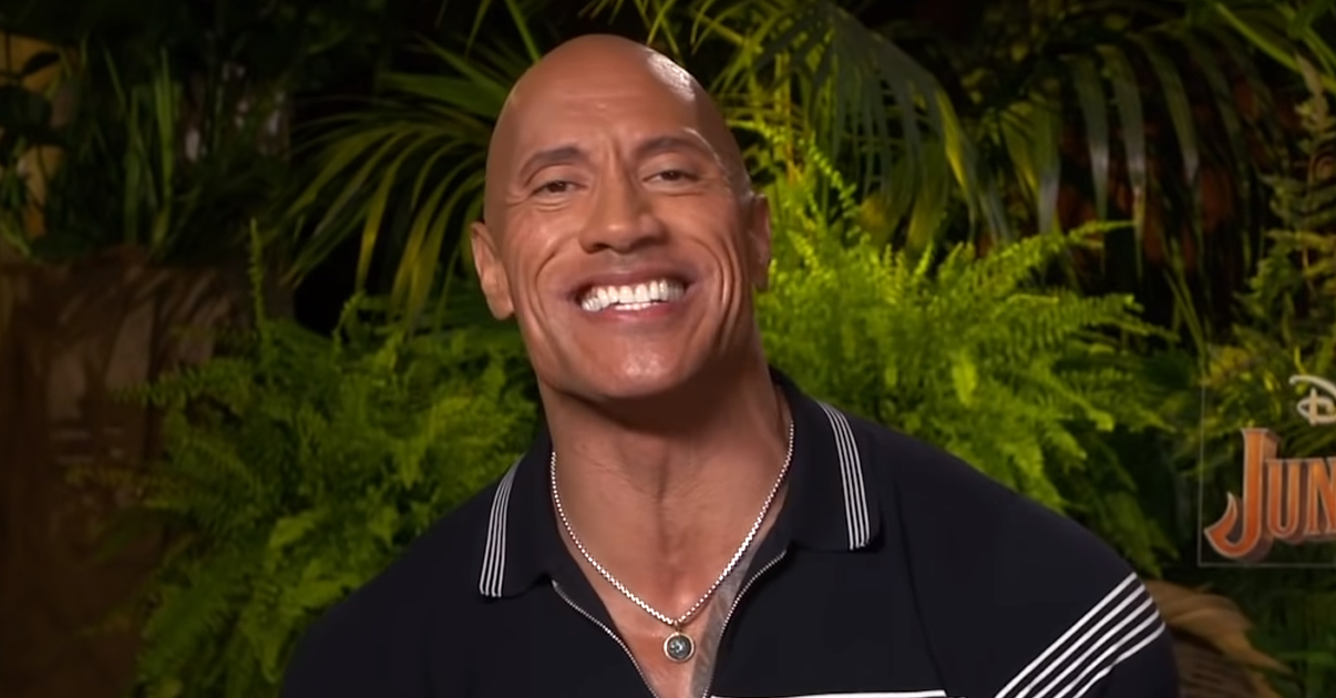 VIDEÓ: Dwayne Johnson megható videóban énekel a 102 éves rajongójának