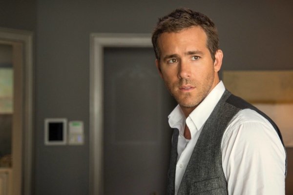 Amikor Ryan Reynolds felpofozta a mostohagyerekét Amikor Ryan Reynolds felpofozta a mostohagyerekét