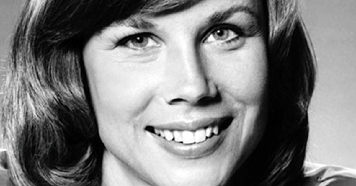 Elhunyt Linda Carlson Elhunyt Linda Carlson