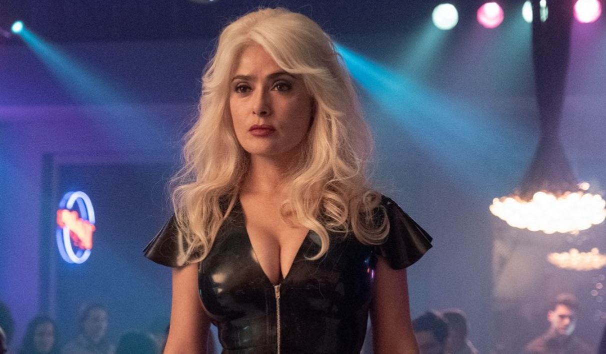 Salma Hayek mélyen dekoltált Gucci fürdőruhás új fotójáért Ridley Scott is hálás lehet (kép) Salma Hayek mélyen dekoltált Gucci fürdőruhás új fotójáért Ridley Scott is hálás lehet (kép)