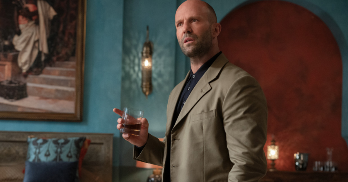 Ezt figyeld: Hivatalos fotókon Jason Statham és Guy Ritchie új filmje! (képek) Ezt figyeld: Hivatalos fotókon Jason Statham és Guy Ritchie új filmje! (képek)