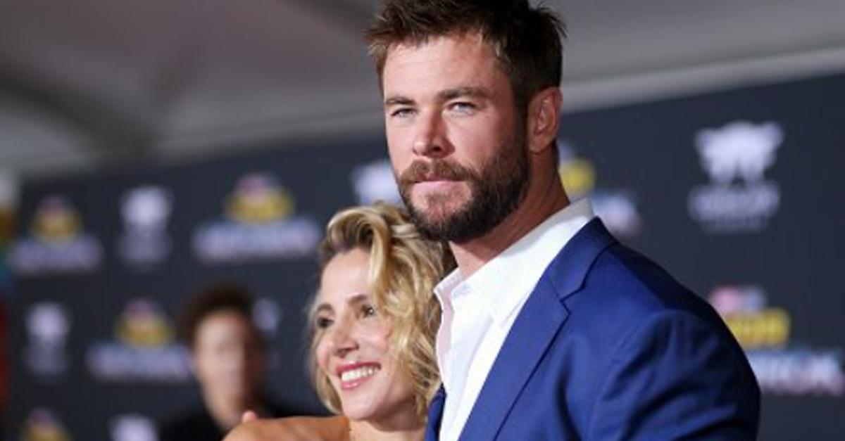 Hát így karácsonyoztak Chris Hemsworthék (képek + videó) Hát így karácsonyoztak Chris Hemsworthék (képek + videó)