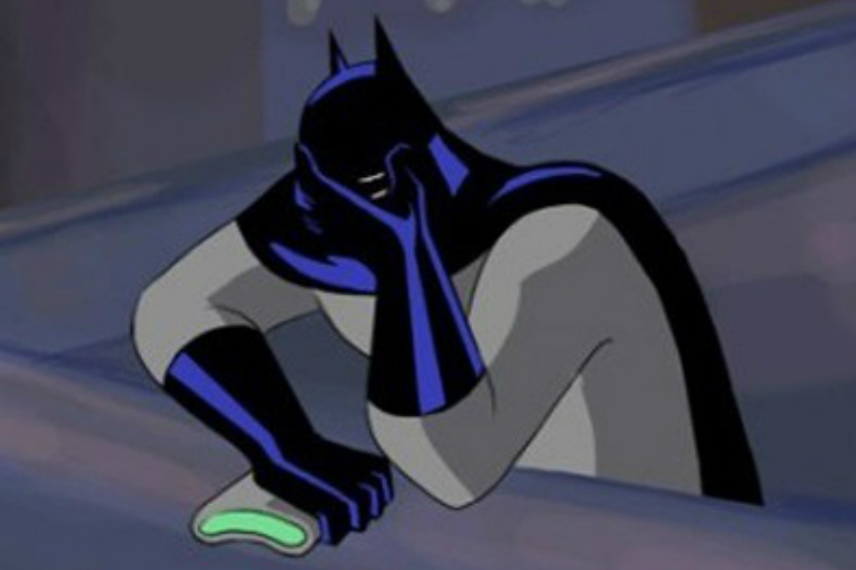 Nem vicc: Batman polgármestere beperelte a Warnert