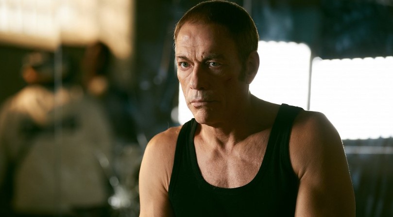 Szeméremsértés miatt jelentették fel Jean-Claude Van Damme-ot