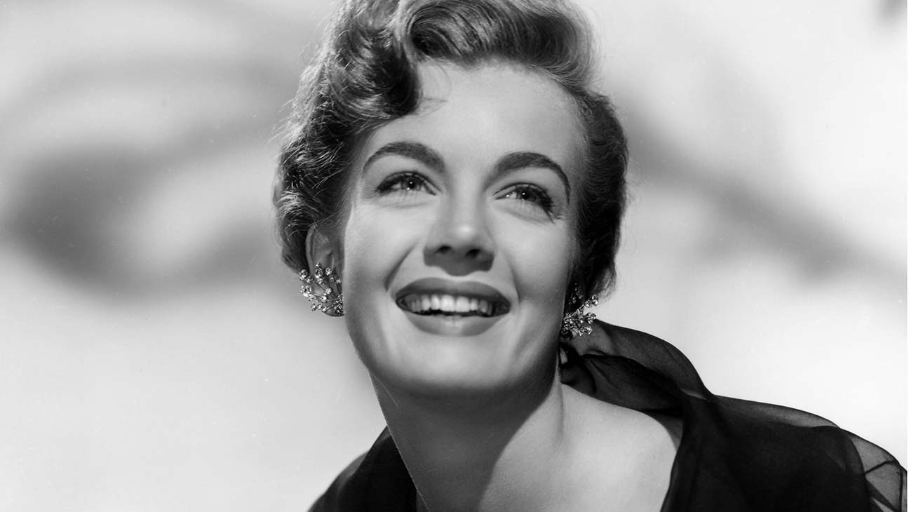 Elhunyt Joanna Barnes, a Gyilkos sorok színésznője