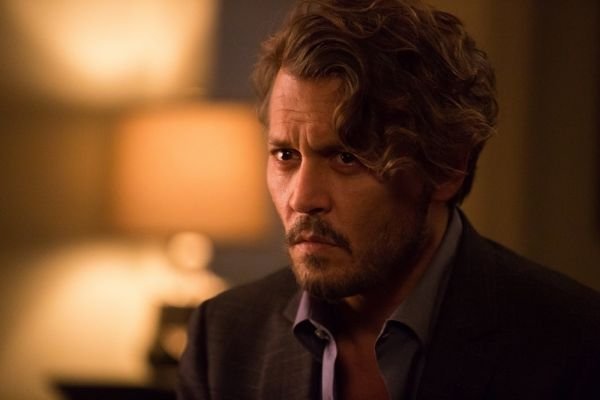 Rendkívül kegyetlen szexuális erőszakról vallott a pszichológus Johnny Depp ellen