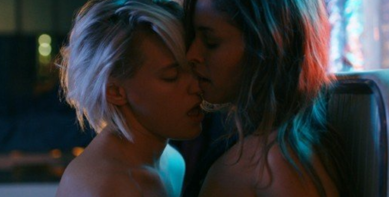 Az orosz törvényhozás a 'LMBTQ-propaganda' betiltását javasolja a filmekben, tévében és az interneten Az orosz törvényhozás a 'LMBTQ-propaganda' betiltását javasolja a filmekben, tévében és az interneten