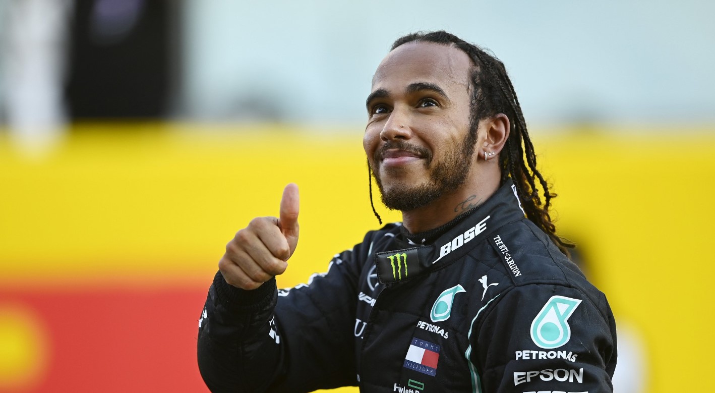 Lewis Hamilton betör a tévépiacra Lewis Hamilton betör a tévépiacra