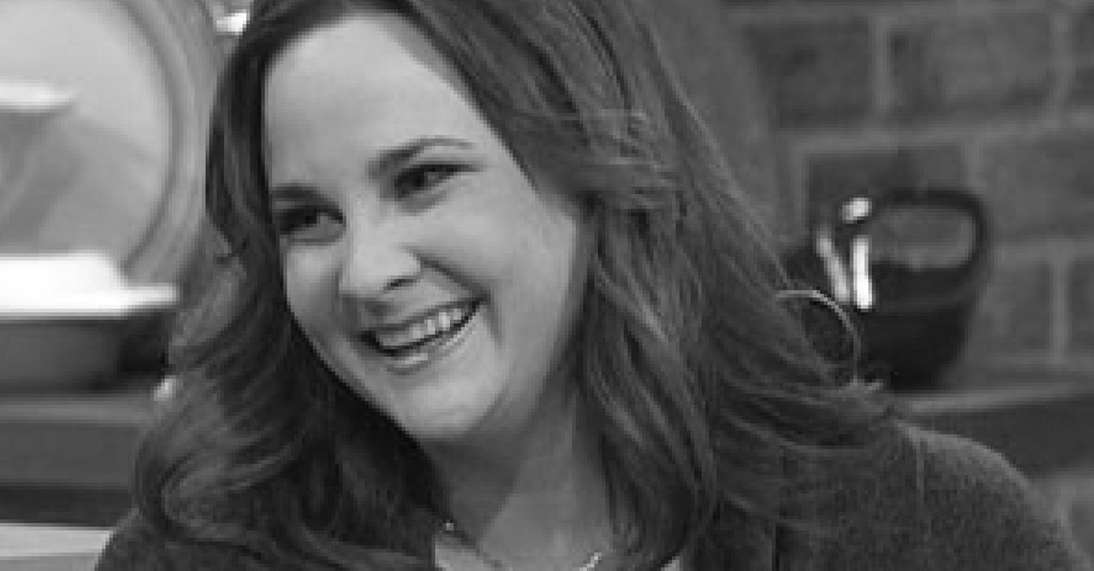 49 éves korában elhunyt a Julie és Juliát inspiráló szerző, Julie Powell, a családja nyilvánosságra hozta a halál okát