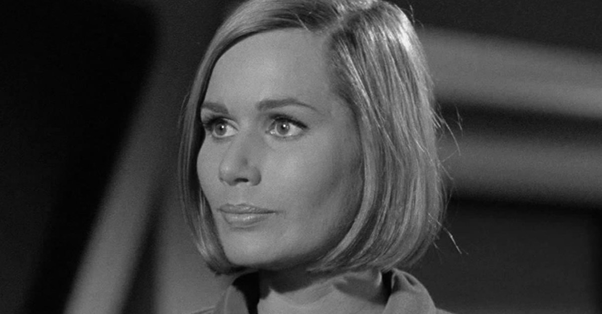 Elhunyt az Oscar-jelölt színésznő, Sally Kellerman Elhunyt az Oscar-jelölt színésznő, Sally Kellerman