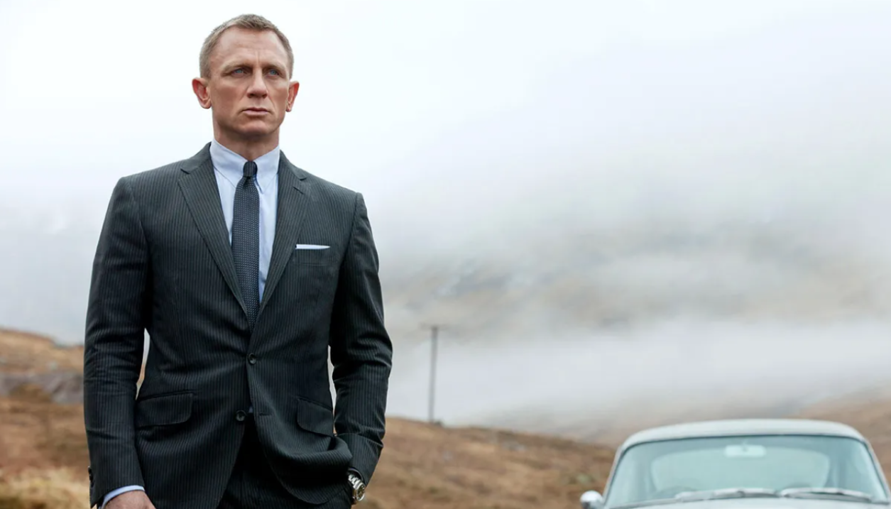 RIP James Bond: A 007-es sírkövét bárki felkeresheti (videó) RIP James Bond: A 007-es sírkövét bárki felkeresheti (videó)